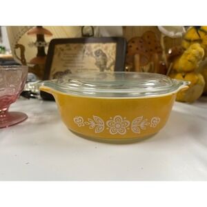 Vintage Pyrex Flower Butterfly Casserole Dish with Lid, 1.5 Pint, Gold Yellow
